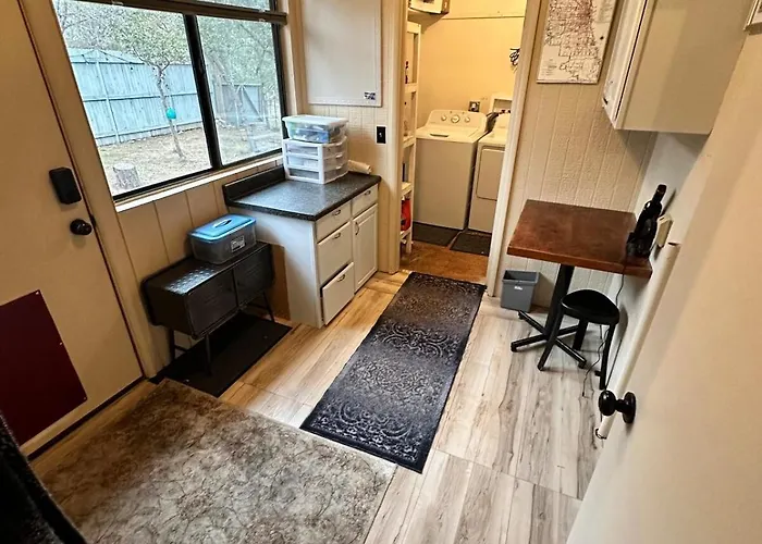 Cozy Pines In - 3bd 2ba Holiday home
