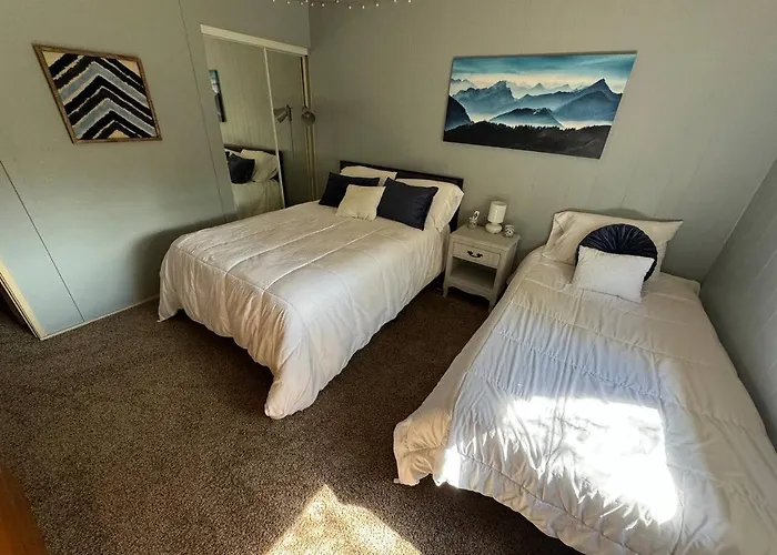 Holiday home Cozy Pines In - 3bd 2ba