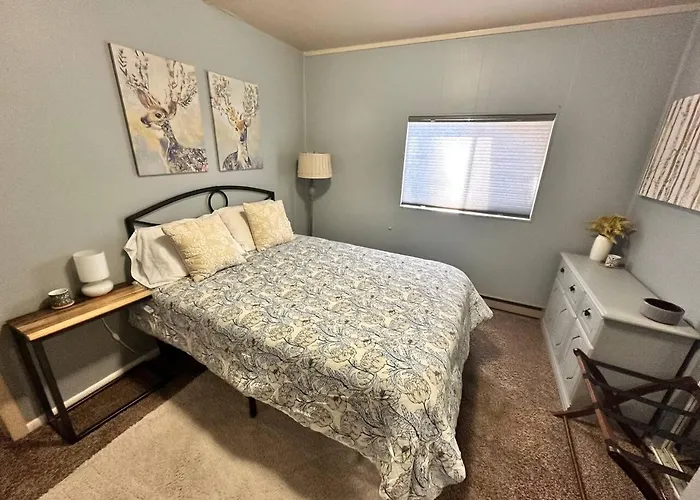Cozy Pines In - 3bd 2ba Holiday home *